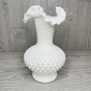 10 inch Fenton white hobnail milk glass vase / planter / decoration
